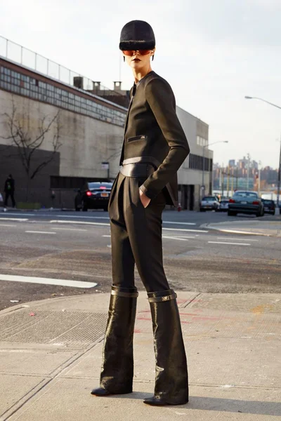 Look 19